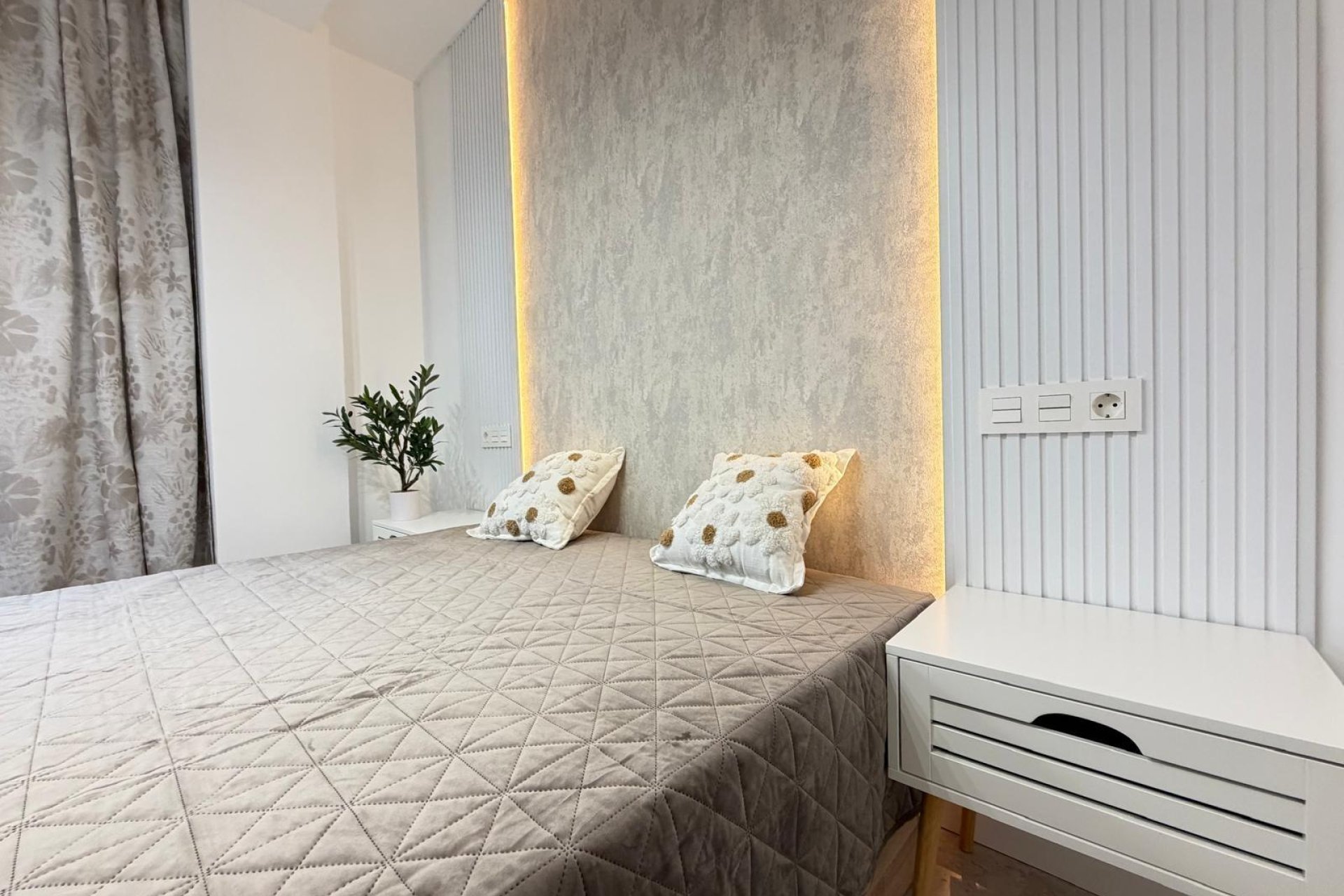 Resale - Apartment - Torrevieja - Estacion de autobuses