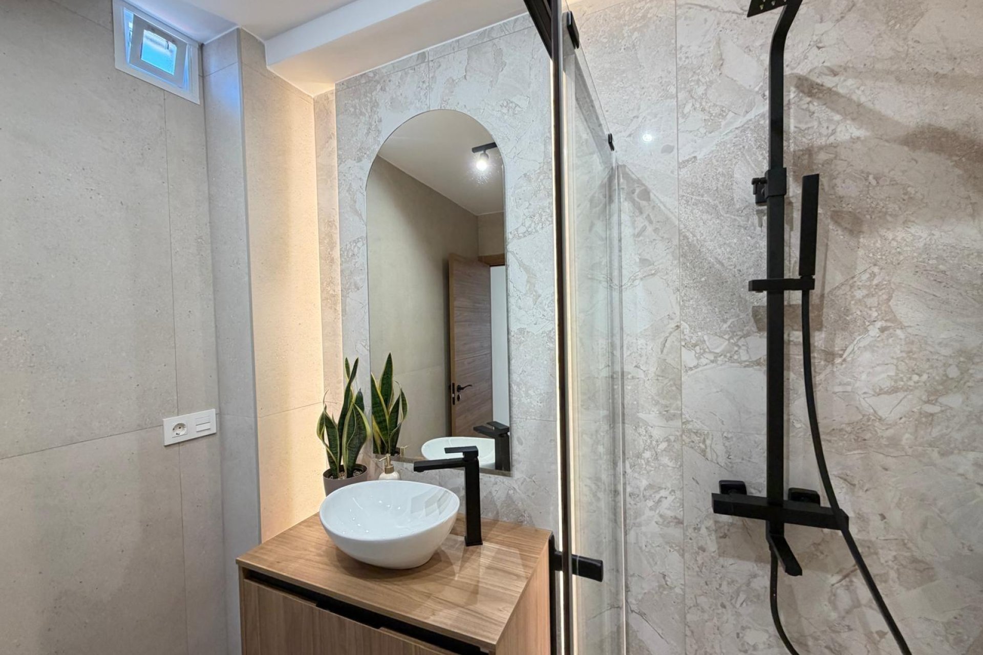 Resale - Apartment - Torrevieja - Estacion de autobuses