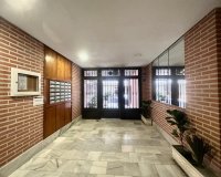 Resale - Apartment - Torrevieja - Estacion de autobuses
