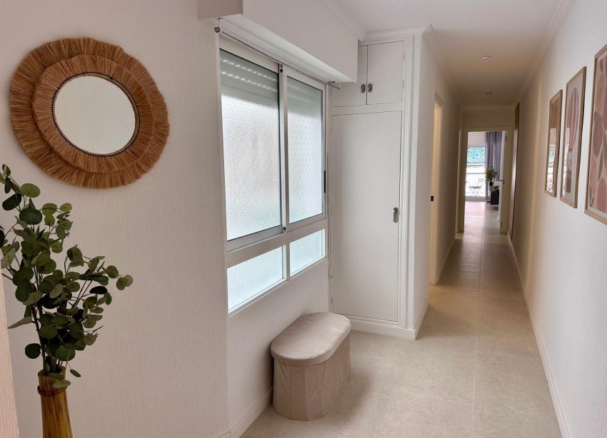 Resale - Apartment - Torrevieja - Estacion de autobuses