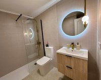 Resale - Apartment - Torrevieja - Estacion de autobuses
