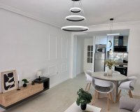 Resale - Apartment - Torrevieja - Estacion de autobuses