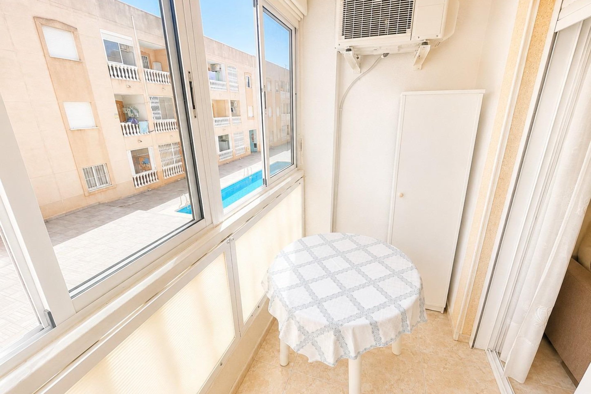 Resale - Apartment - Torrevieja - Estacion de autobuses