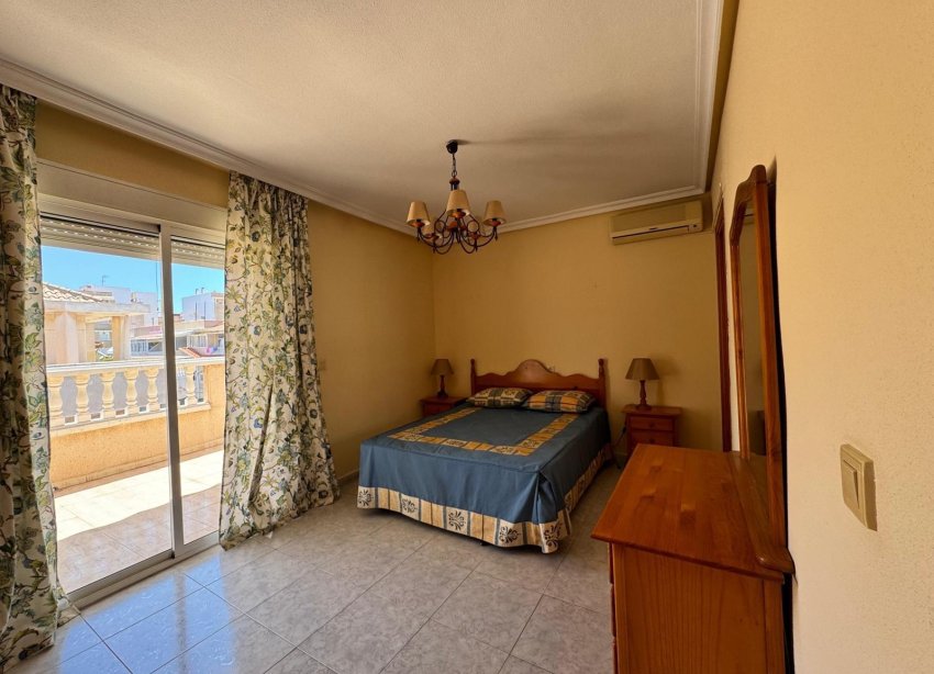 Resale - Apartment - Torrevieja - Habaneras