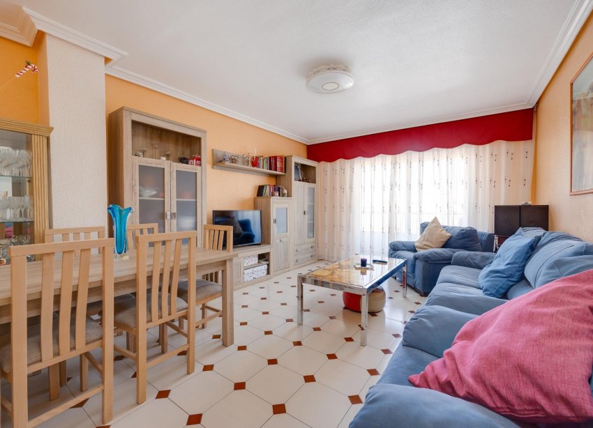 Resale - Apartment - Torrevieja - Habaneras