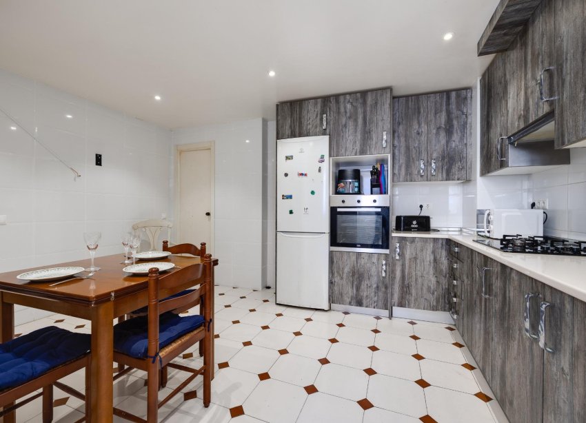 Resale - Apartment - Torrevieja - Habaneras