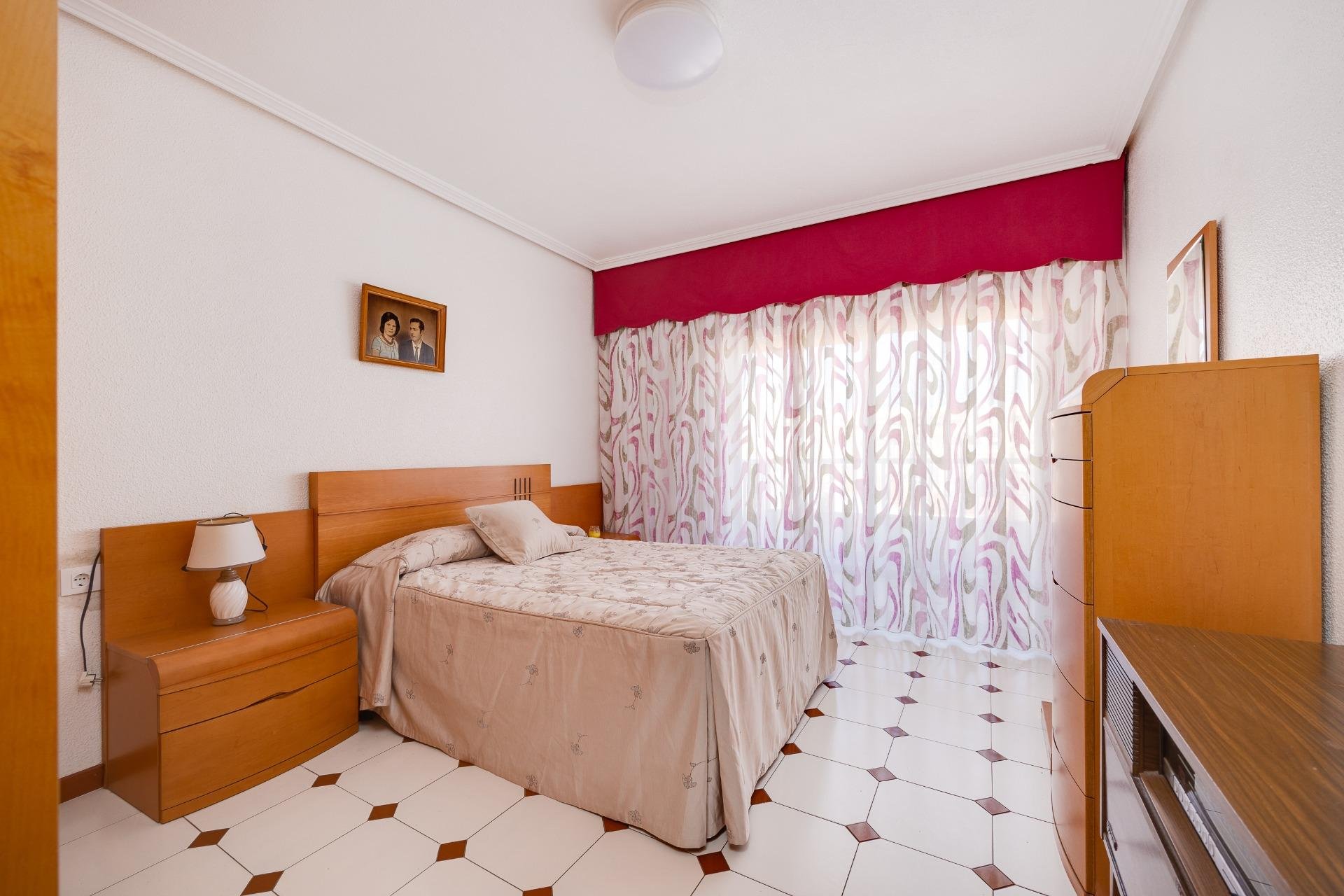 Resale - Apartment - Torrevieja - Habaneras