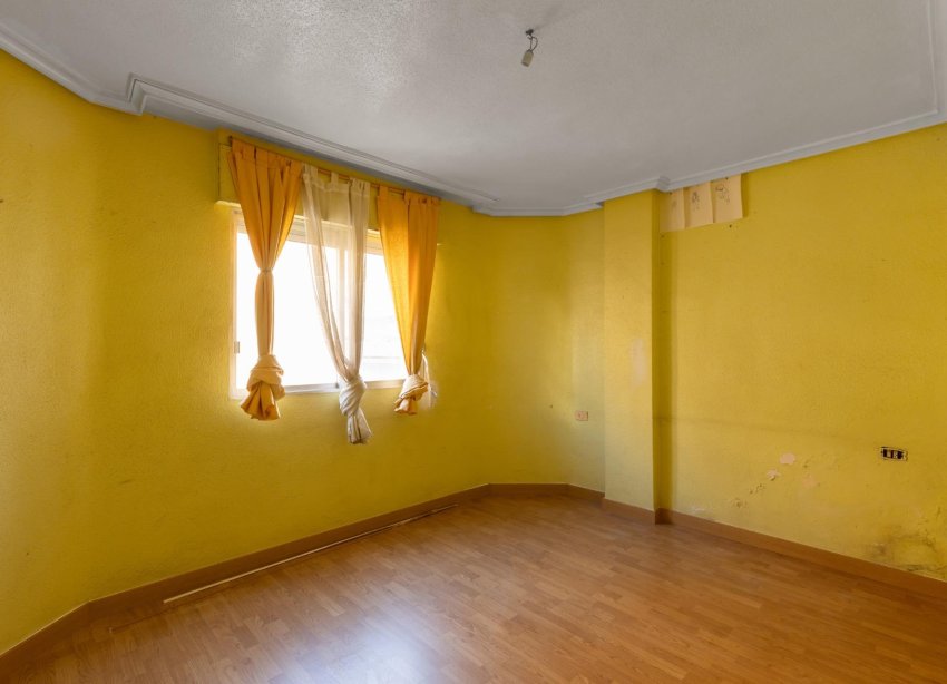 Resale - Apartment - Torrevieja - Habaneras