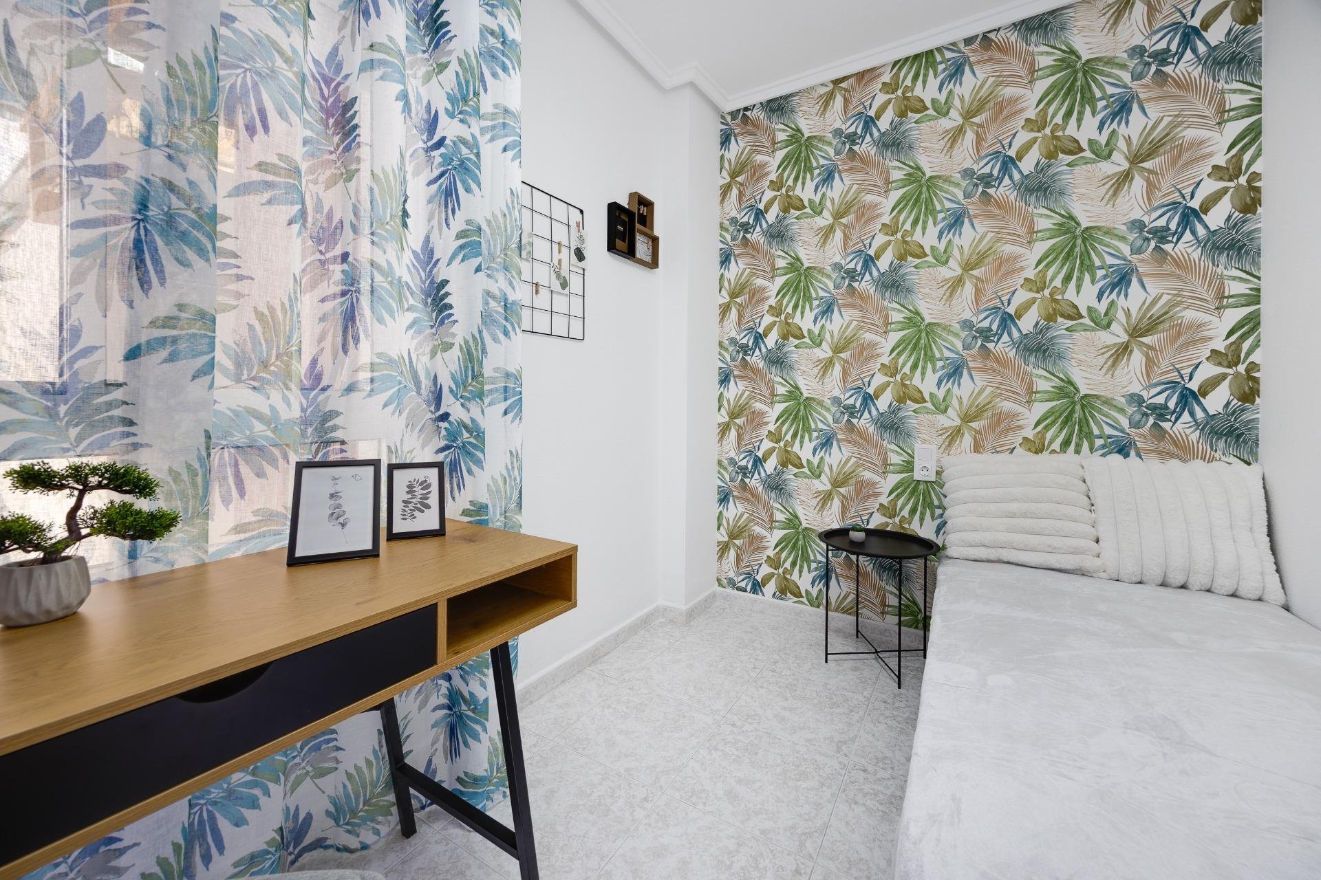 Resale - Apartment - Torrevieja - Habaneras