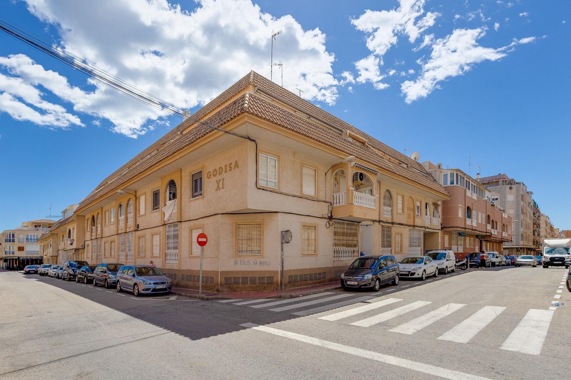 Resale - Apartment - Torrevieja - Habaneras