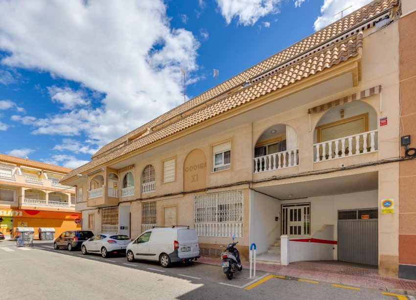 Resale - Apartment - Torrevieja - Habaneras