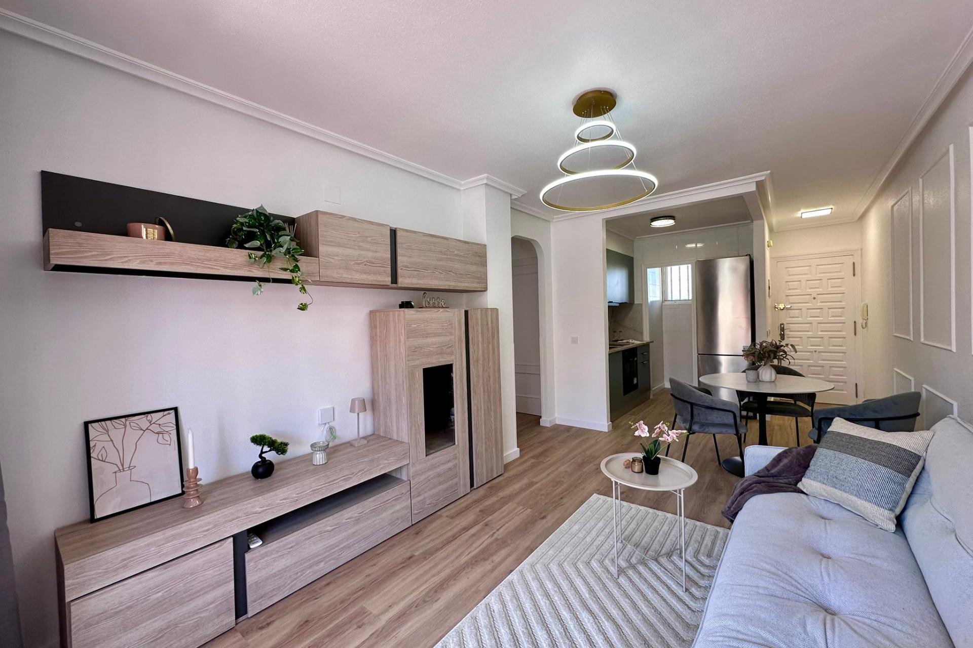 Resale - Apartment - Torrevieja - Habaneras