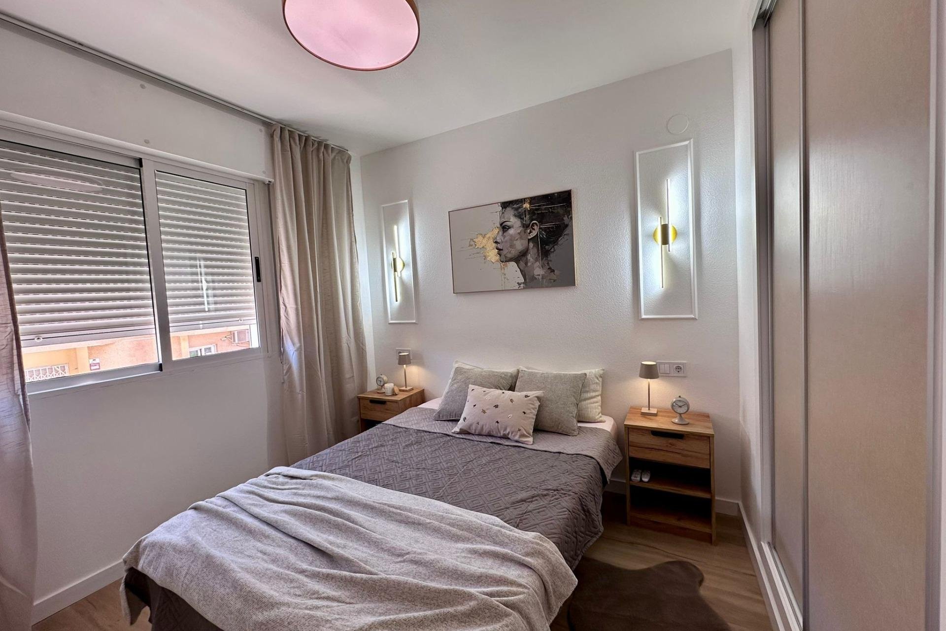 Resale - Apartment - Torrevieja - Habaneras
