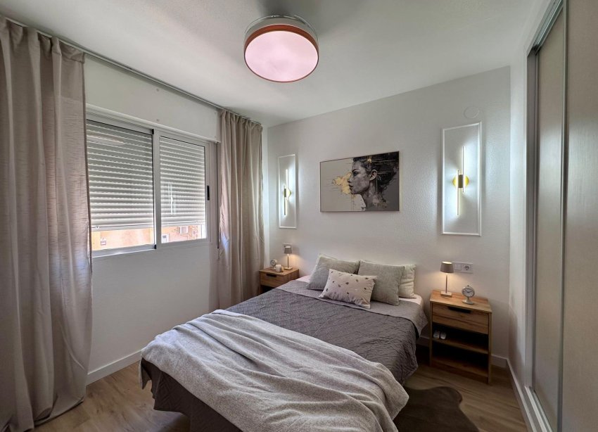 Resale - Apartment - Torrevieja - Habaneras