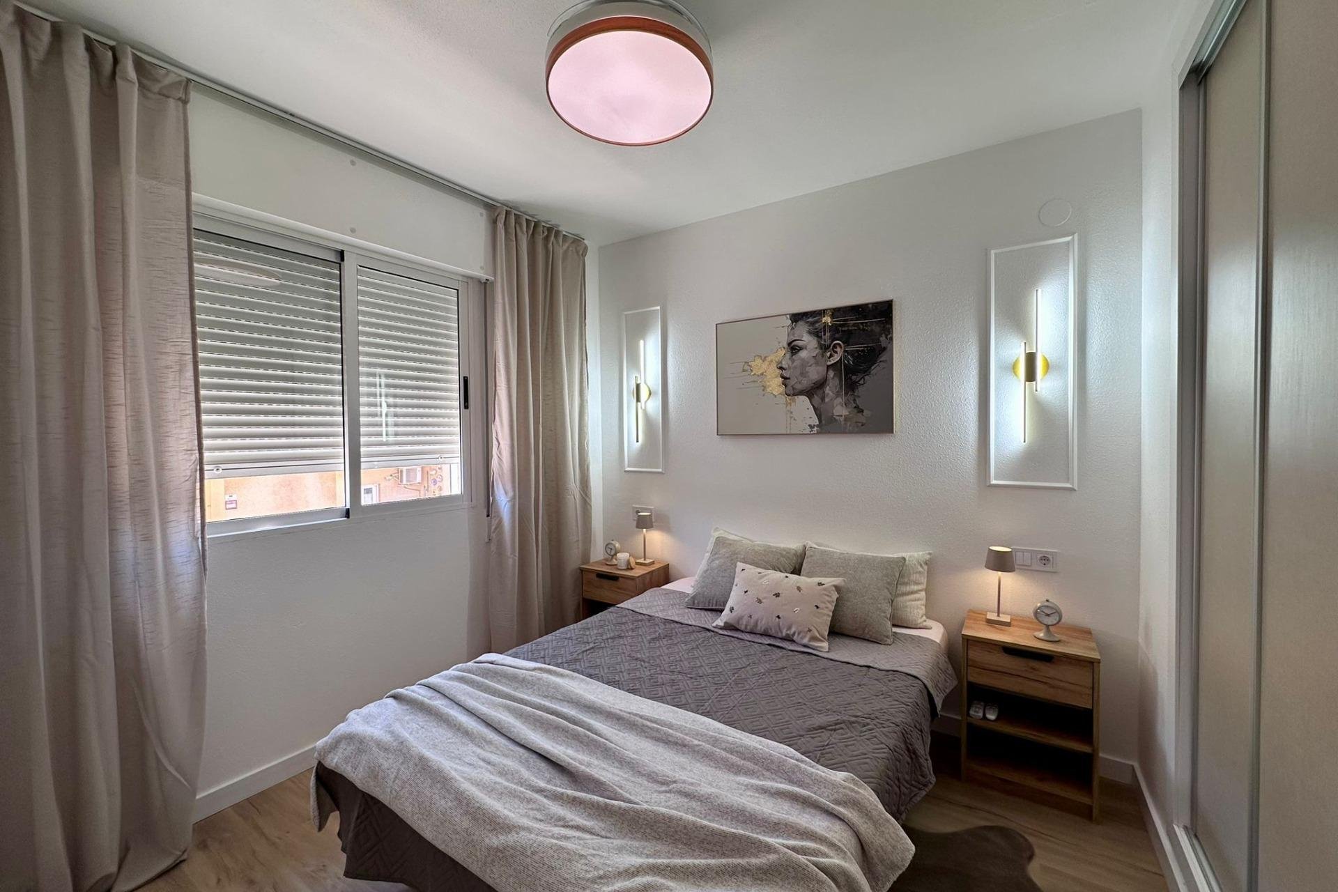 Resale - Apartment - Torrevieja - Habaneras