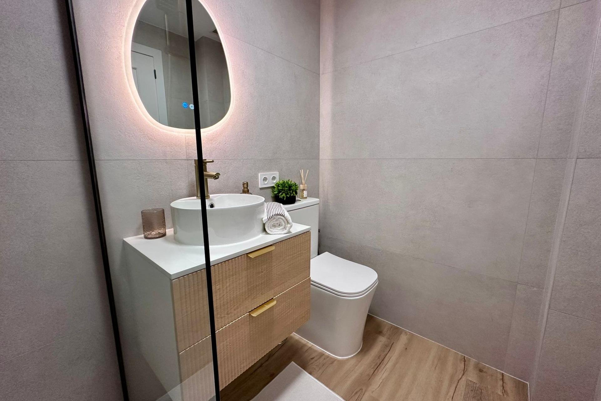 Resale - Apartment - Torrevieja - Habaneras