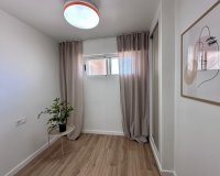 Resale - Apartment - Torrevieja - Habaneras