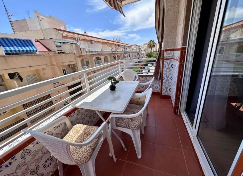Resale - Apartment - Torrevieja - Habaneras