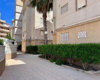 Resale - Apartment - Torrevieja - Habaneras