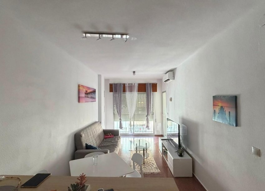 Resale - Apartment - Torrevieja - Habaneras
