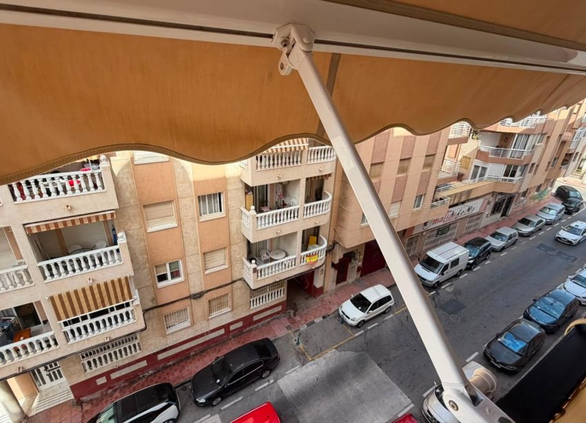 Resale - Apartment - Torrevieja - Habaneras