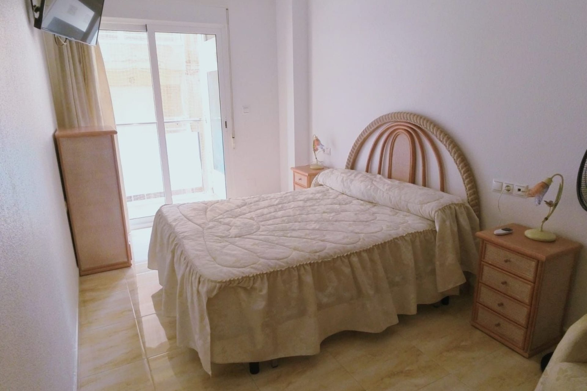 Resale - Apartment - Torrevieja - La Mata pueblo