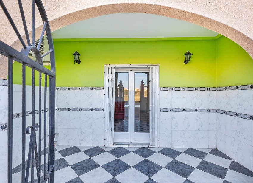 Resale - Apartment - Torrevieja - La Mata pueblo