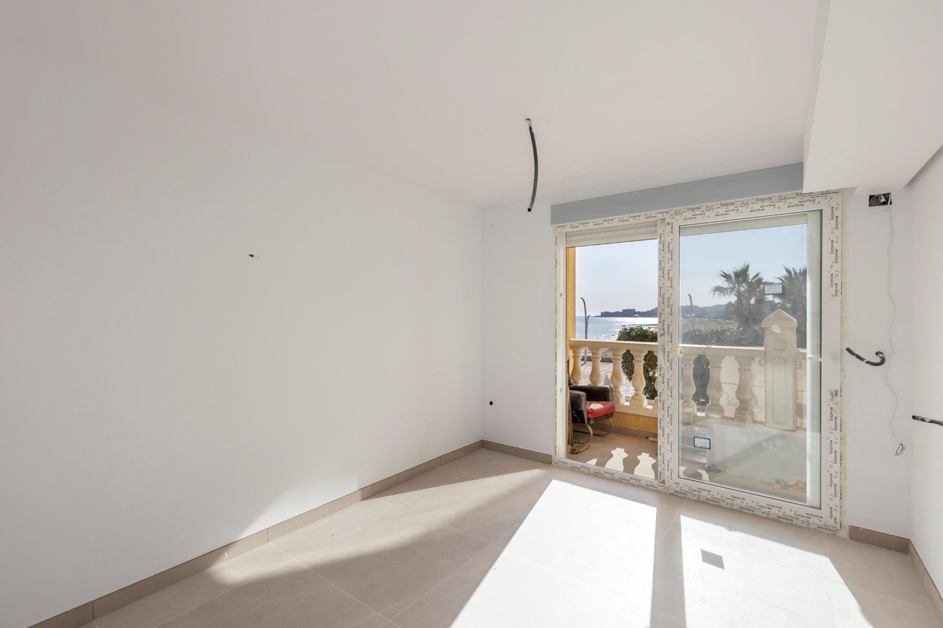 Resale - Apartment - Torrevieja - La Mata pueblo