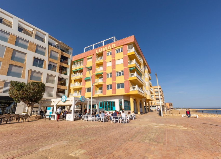 Resale - Apartment - Torrevieja - La Mata pueblo