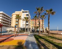 Resale - Apartment - Torrevieja - La Mata pueblo