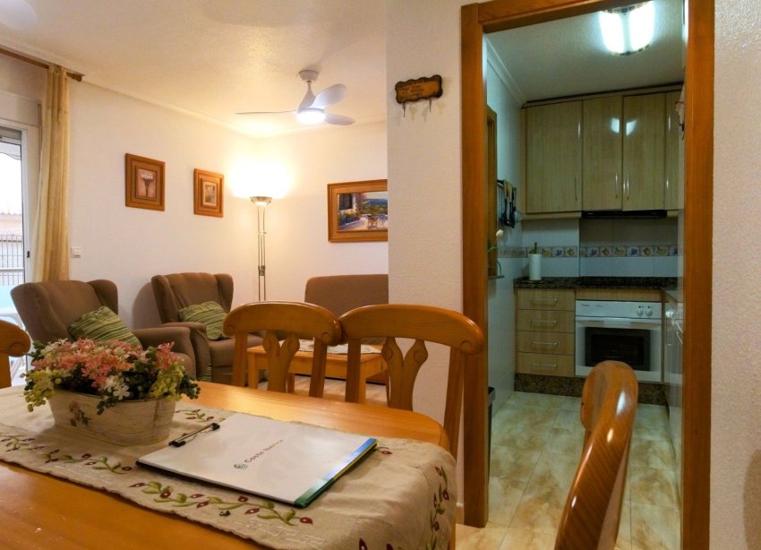 Resale - Apartment - Torrevieja - La Mata pueblo