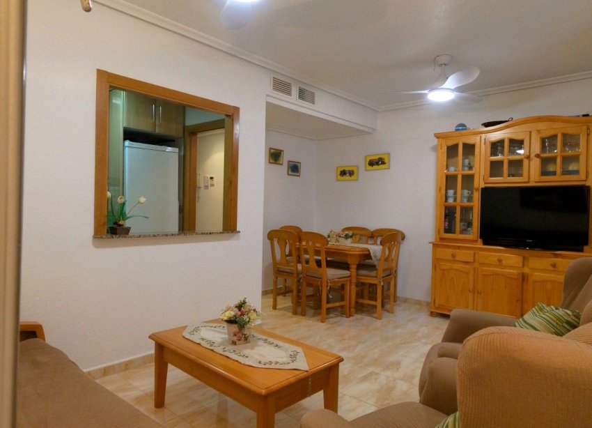 Resale - Apartment - Torrevieja - La Mata pueblo