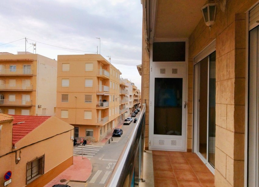 Resale - Apartment - Torrevieja - La Mata pueblo