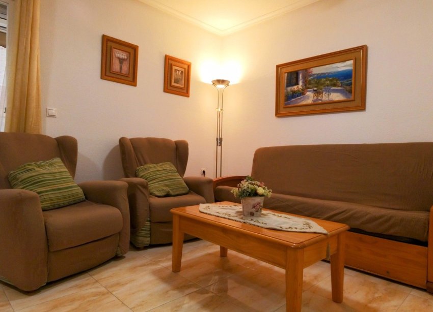 Resale - Apartment - Torrevieja - La Mata pueblo