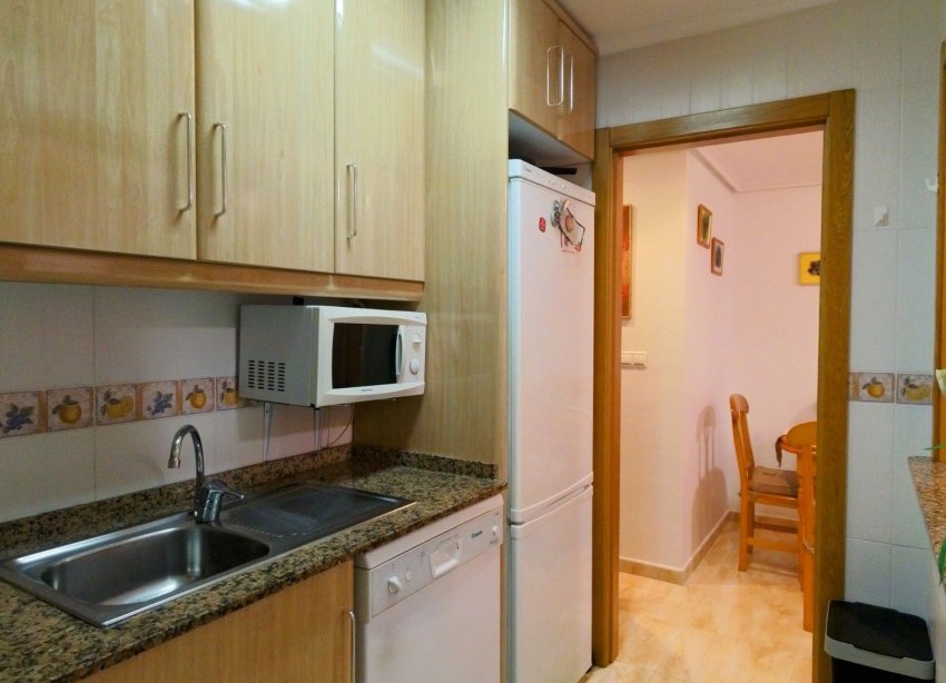 Resale - Apartment - Torrevieja - La Mata pueblo