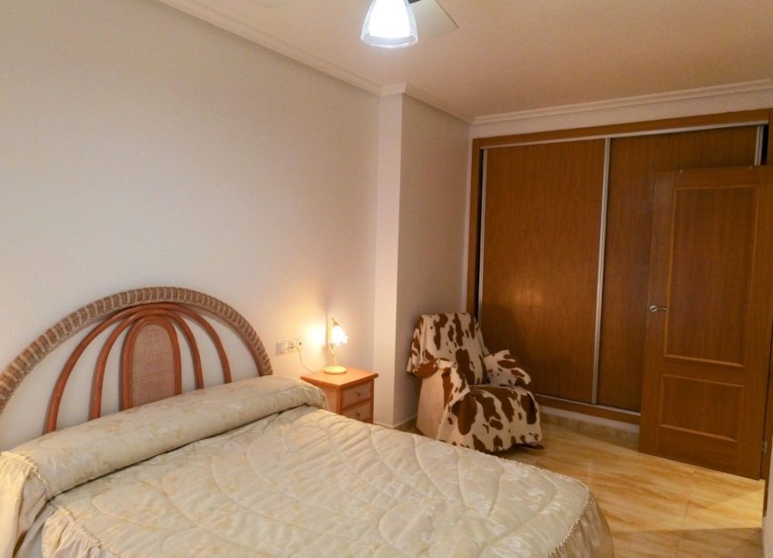 Resale - Apartment - Torrevieja - La Mata pueblo