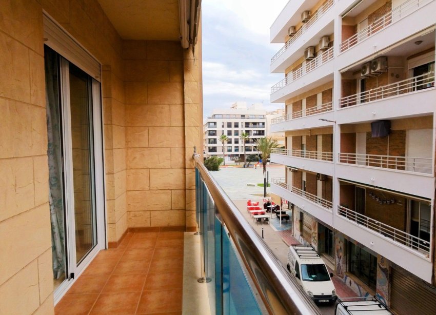 Resale - Apartment - Torrevieja - La Mata pueblo