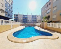Resale - Apartment - Torrevieja - La Mata pueblo