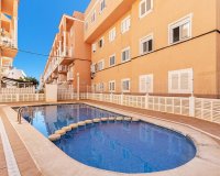 Resale - Apartment - Torrevieja - La Mata pueblo