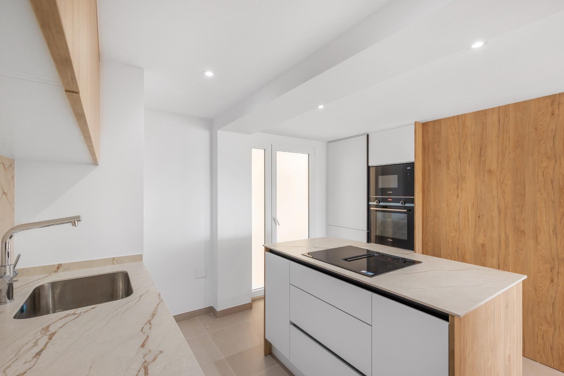 Resale - Apartment - Torrevieja - La Mata pueblo