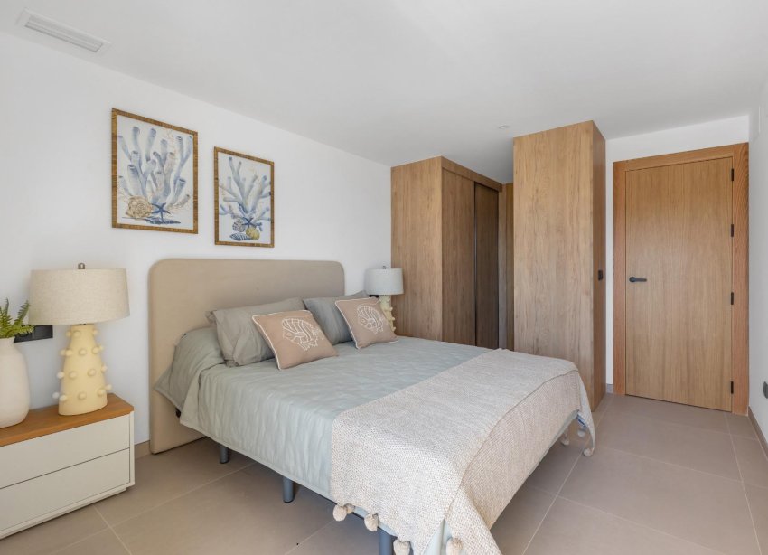 Resale - Apartment - Torrevieja - La Mata pueblo