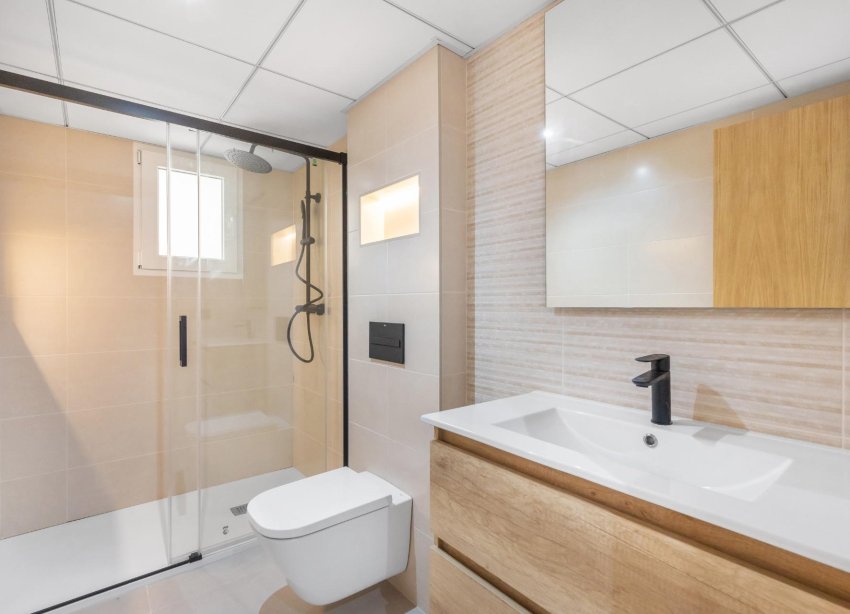 Resale - Apartment - Torrevieja - La Mata pueblo