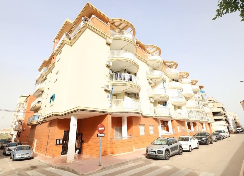 Resale - Apartment - Torrevieja - La Mata Pueblo