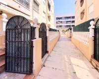 Resale - Apartment - Torrevieja - La Mata pueblo