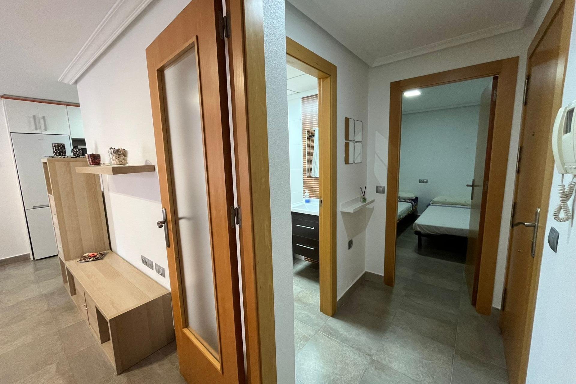 Resale - Apartment - Torrevieja - La Mata pueblo