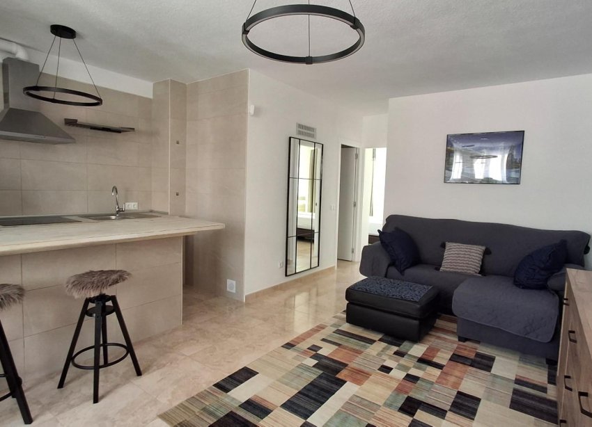 Resale - Apartment - Torrevieja - La Mata pueblo