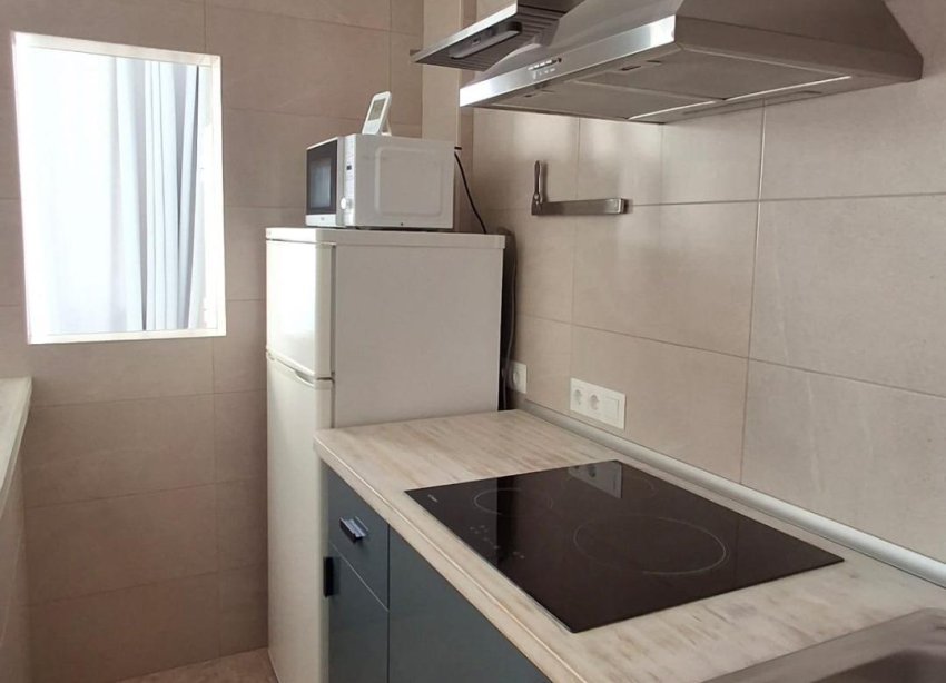 Resale - Apartment - Torrevieja - La Mata pueblo