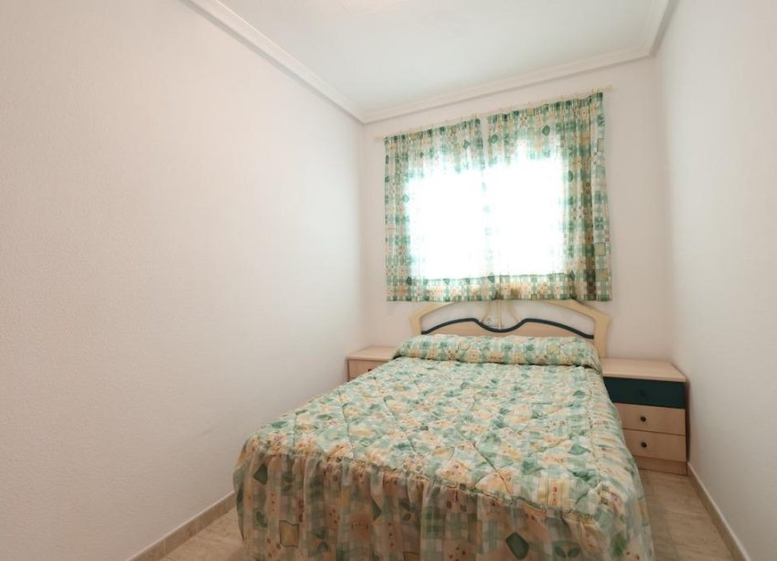 Resale - Apartment - Torrevieja - La Mata