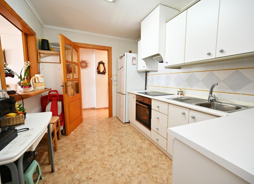 Resale - Apartment - Torrevieja - La Mata