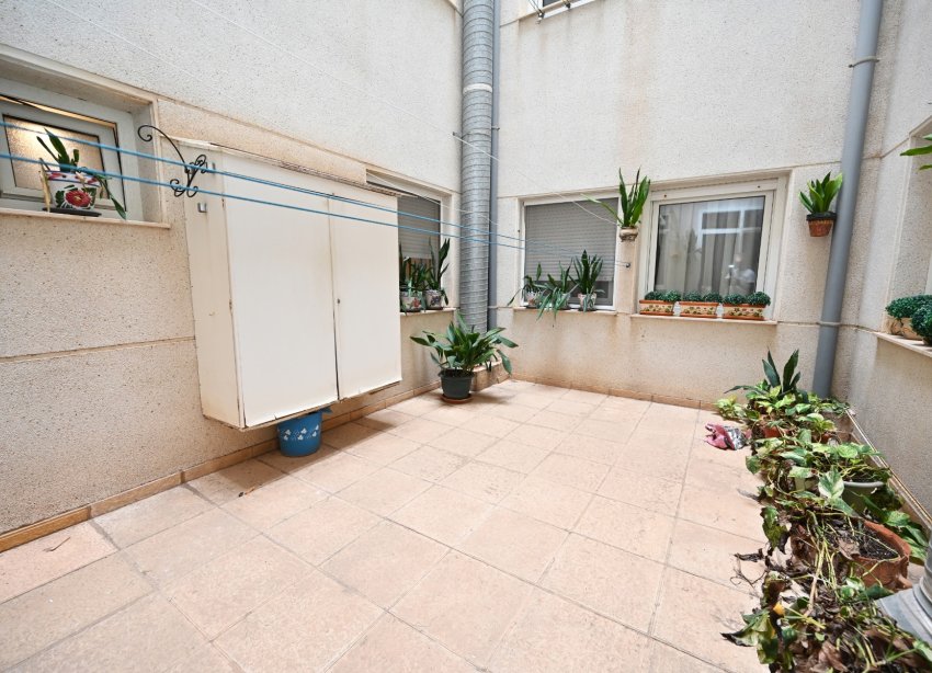 Resale - Apartment - Torrevieja - La Mata